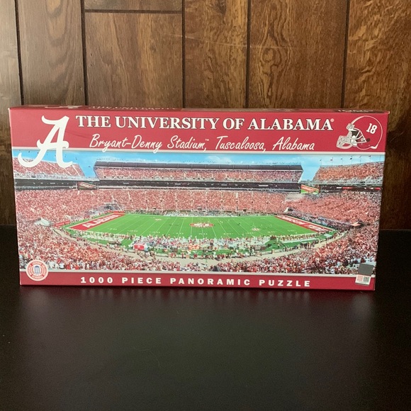 Sealed -1000pc Puzzle of Bryant-Denny Stadium at The University of Alabama - Picture 1 of 6